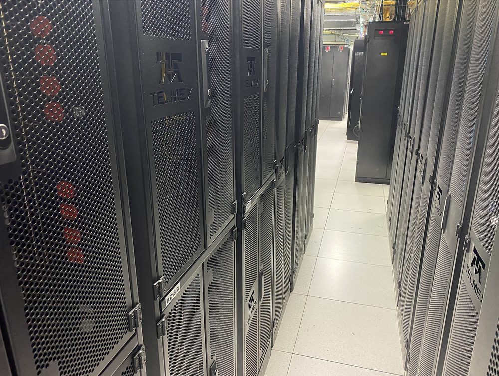 Pasillo de datacenter